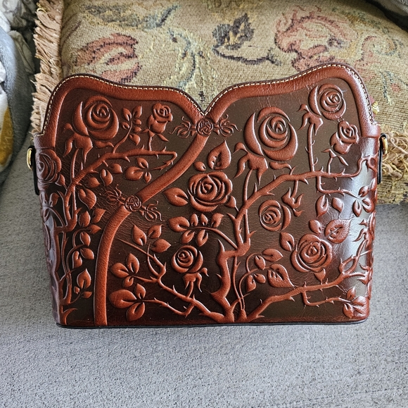 PIJUSHI ROSE CROSSBODY EMBOSSED LEATHER BROWN. - Picture 16 of 16